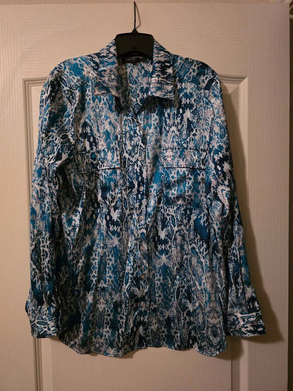 Jones New York Collection Dress Blouse Size 14 Teal Blue Animal Print Button Up